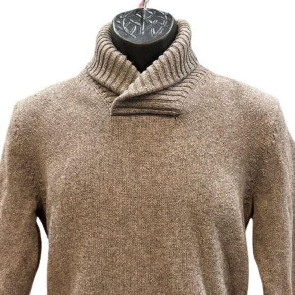 GAP Cowl Neck Long Sleeve Sweater with Ribbed Collar, Hem, and Cuffs in Grey - Picture 3 of 8